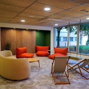 Residencia Universitaria Resa Abedules Apartamento
